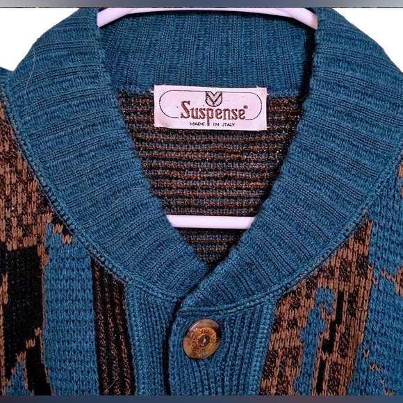 SUSPENSE Vintage Myths and Legends Sweater - SO GOOD!!! - Picture 3 of 3